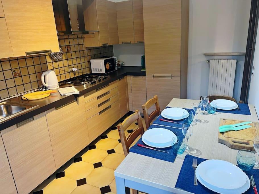 Business And Family House Con 3 Camere Da Letto Bergamo Bagian luar foto