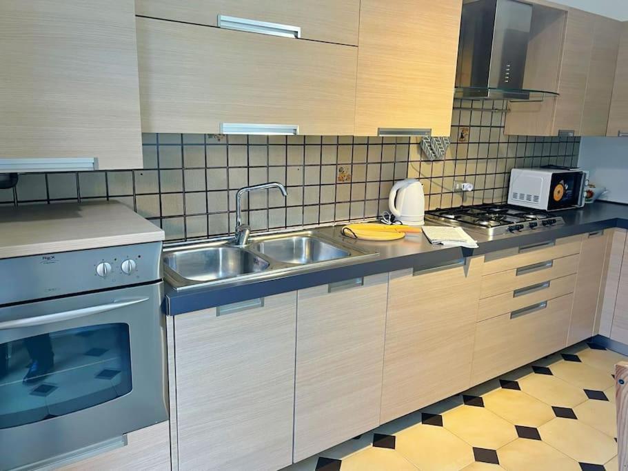Business And Family House Con 3 Camere Da Letto Bergamo Bagian luar foto